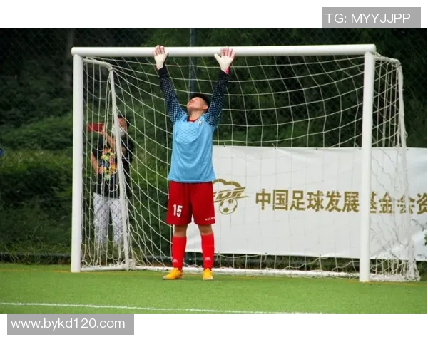 足球明星背后的奋斗与荣耀探秘：他们的生活与梦想之路